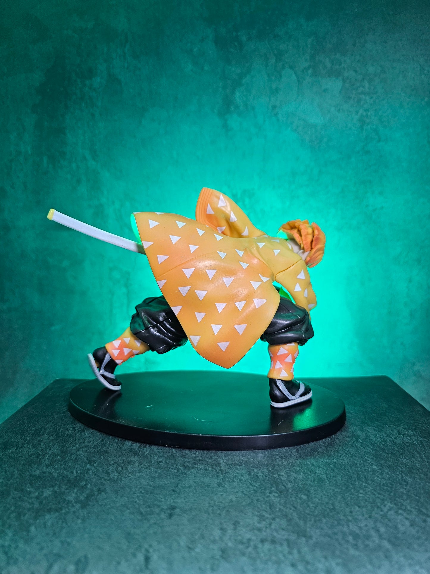 Demon Slayer Agatsuma Zenitsu Action Figure 14 Cm