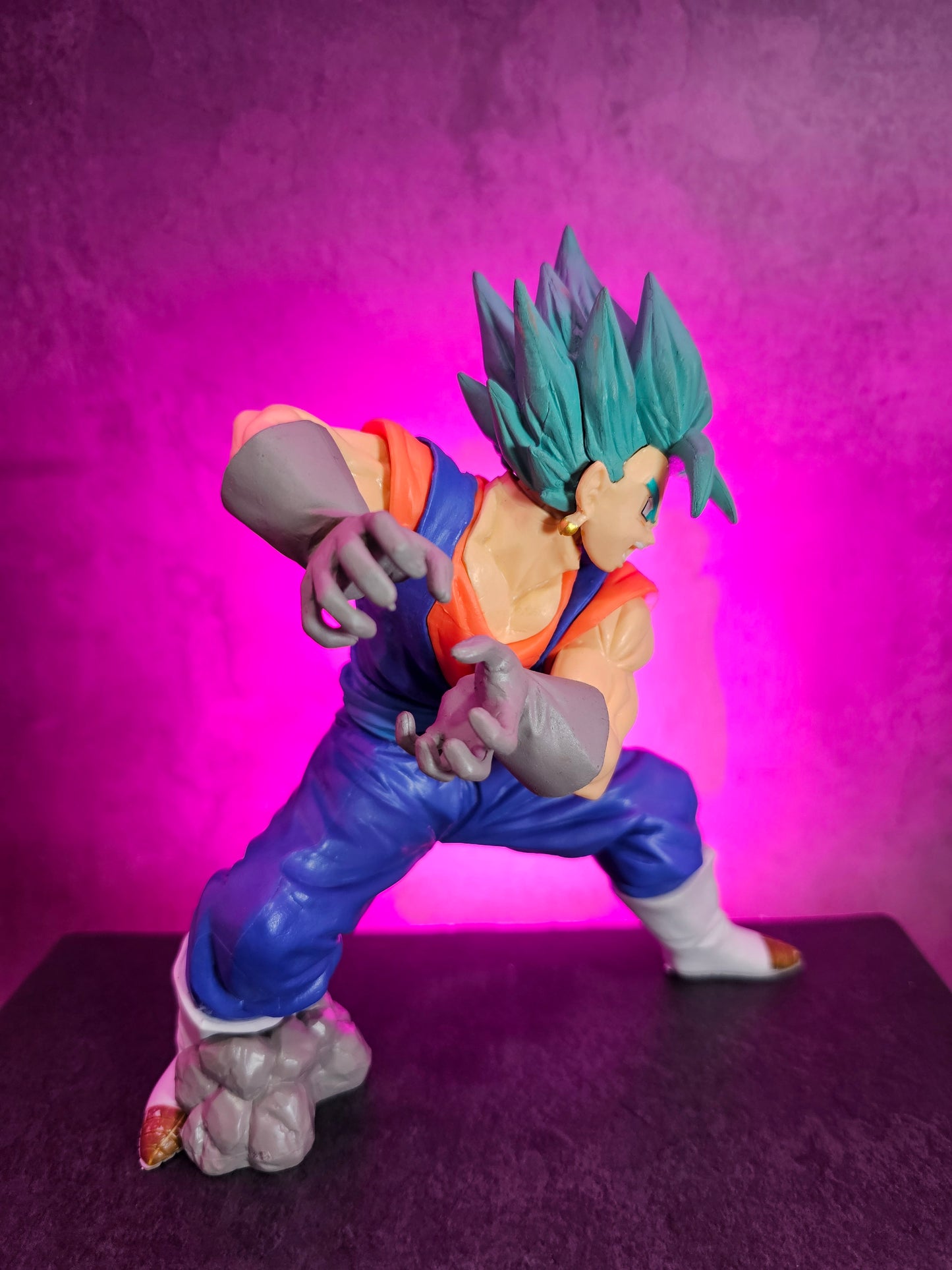Super Saiyan Blue Goku Action Figure 19 Cm