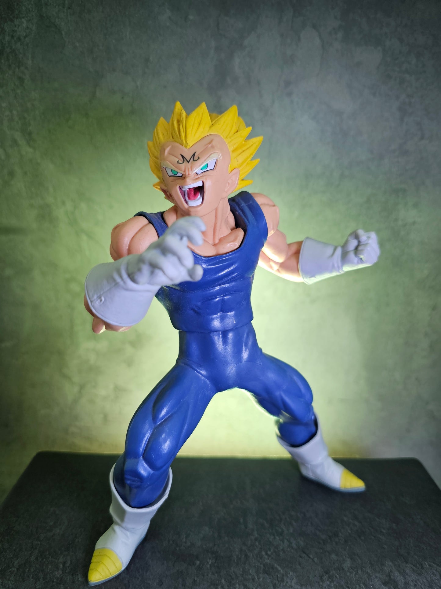 Vegeta M Angry Figure 19 CM