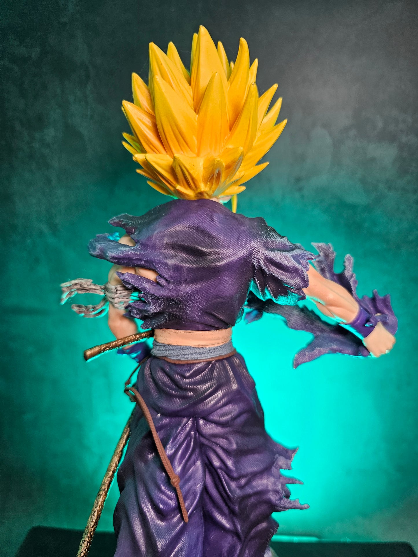 Samurai Super Saiyan Goku 28 CM