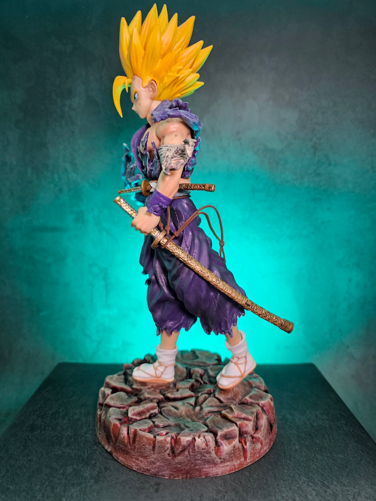 Samurai Super Saiyan Goku 28 CM