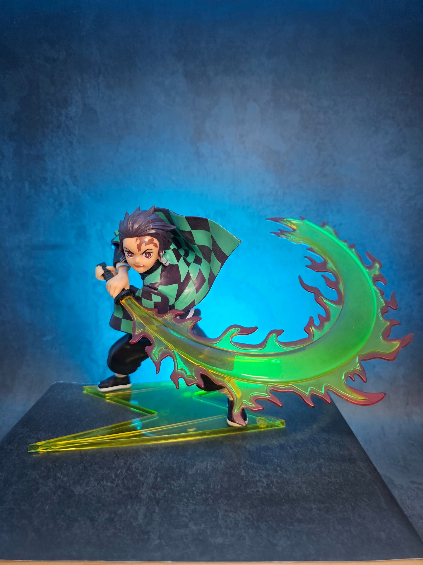 Demon Slayer Tanjiro Action Figure 16 Cm