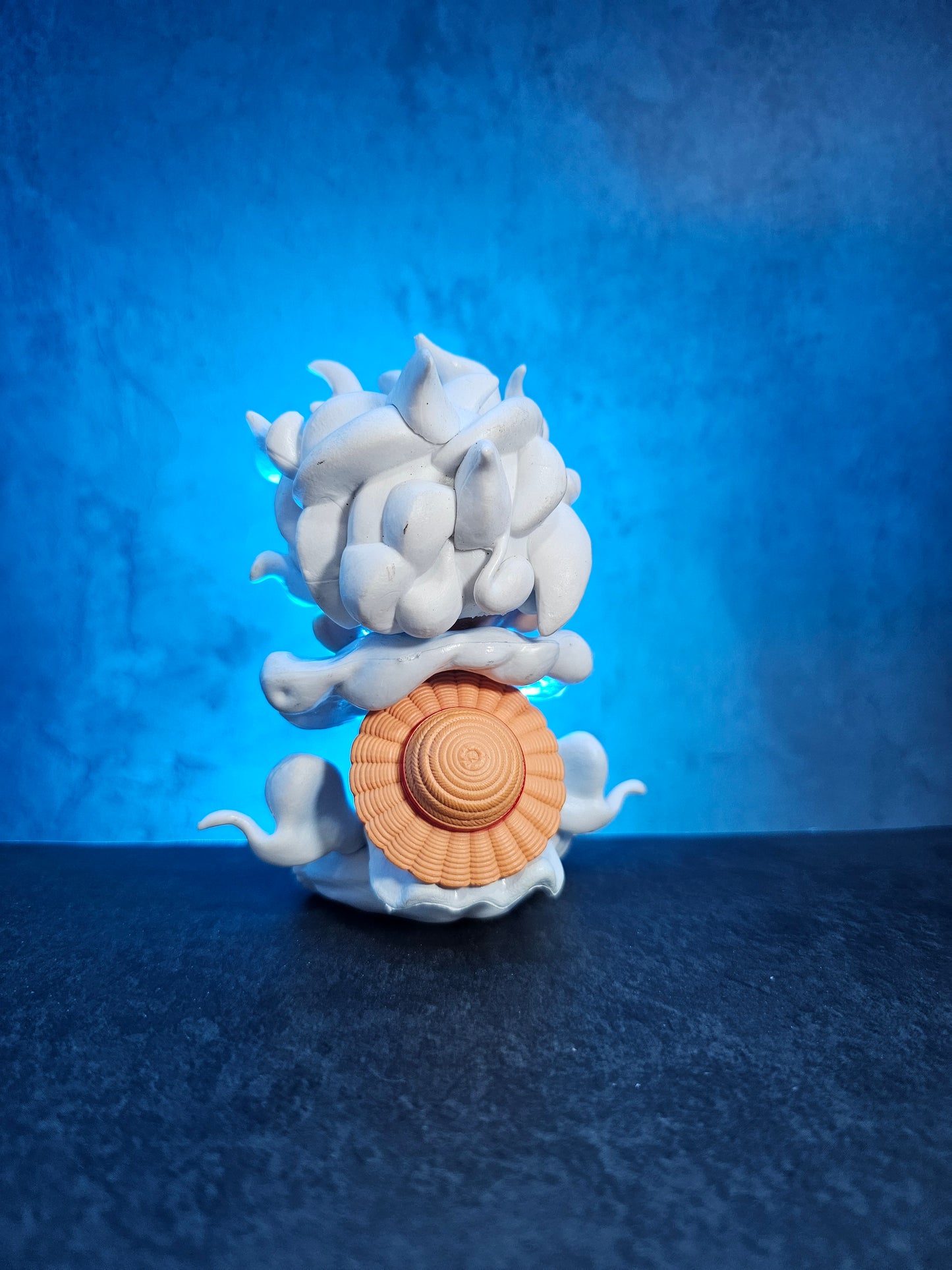 Monkey D. Luffy Gear 5 laughing Car Dashboard 10Cm.