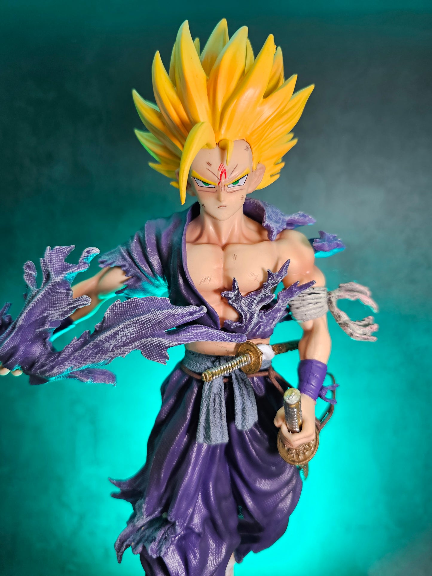 Samurai Super Saiyan Goku 28 CM