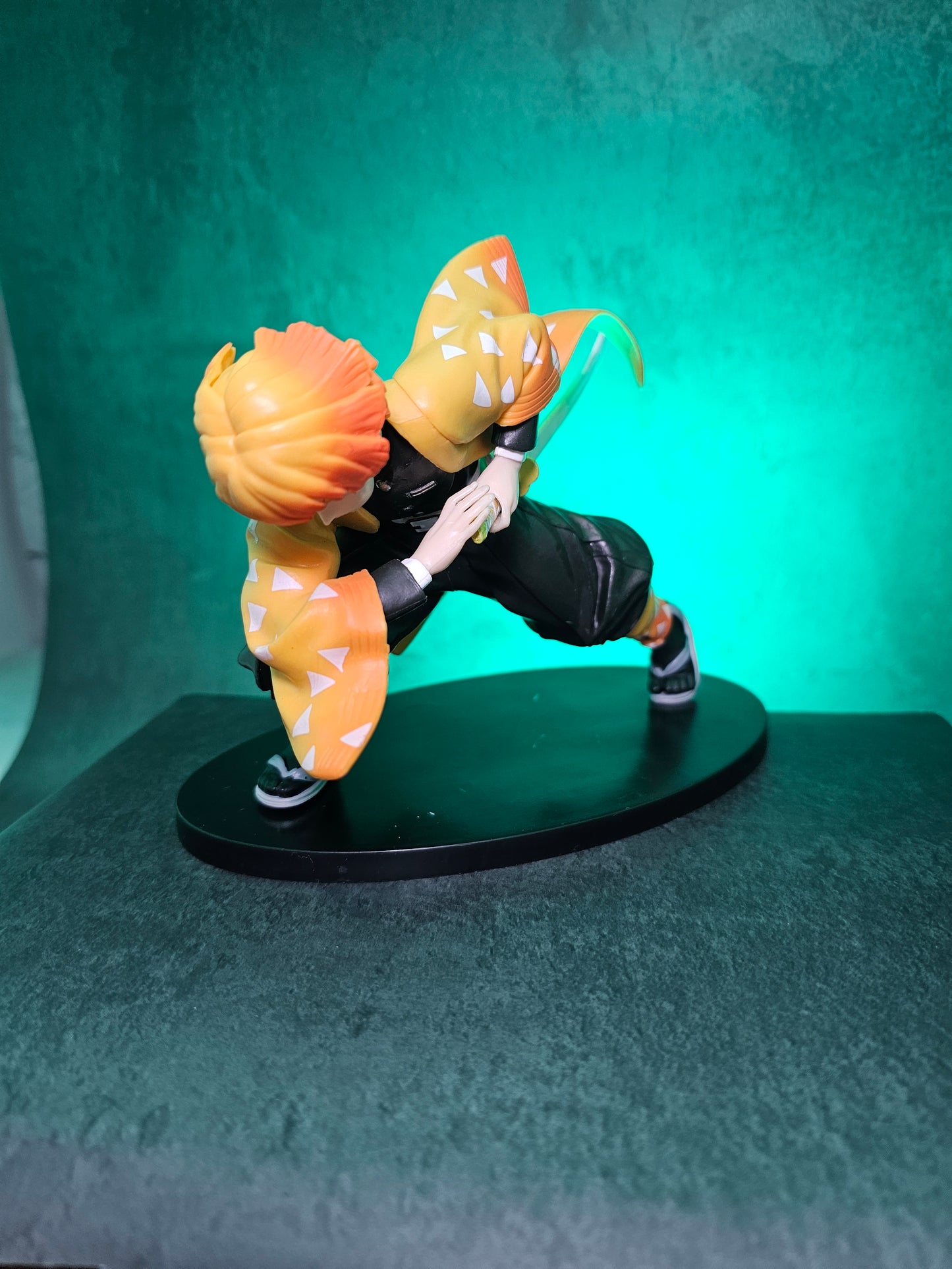 Demon Slayer Agatsuma Zenitsu Action Figure 14 Cm