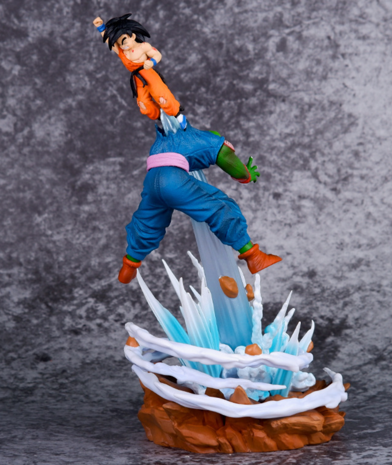 Goku & Piccolo Fight with LED Famous Fight Scene