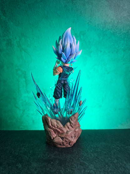 Super Saiyan Vegito Power Up Pose Figure 16CM