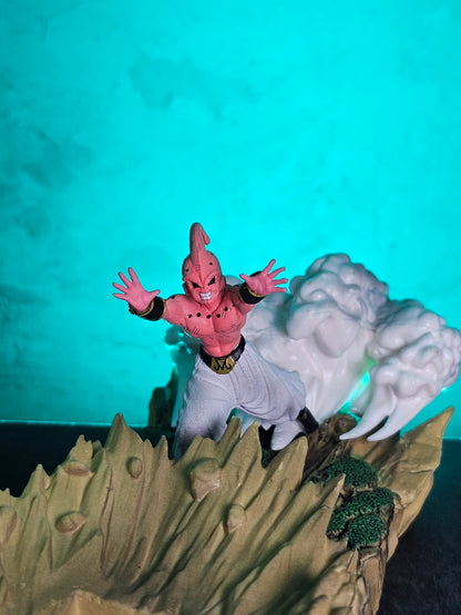 Goku and Majin Buu Fight Scene with Light Effect 21CM.
