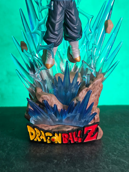 Super Saiyan Vegito Power Up Pose Figure 16CM